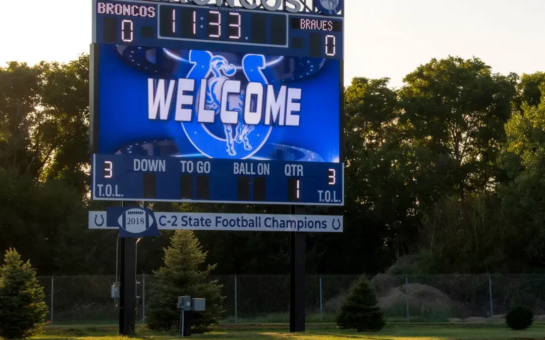 How to Choose the Right School Scoreboard for Your Athletic Facility